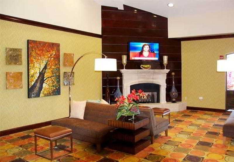 Courtyard By Marriott Hickory Hotel Exterior foto