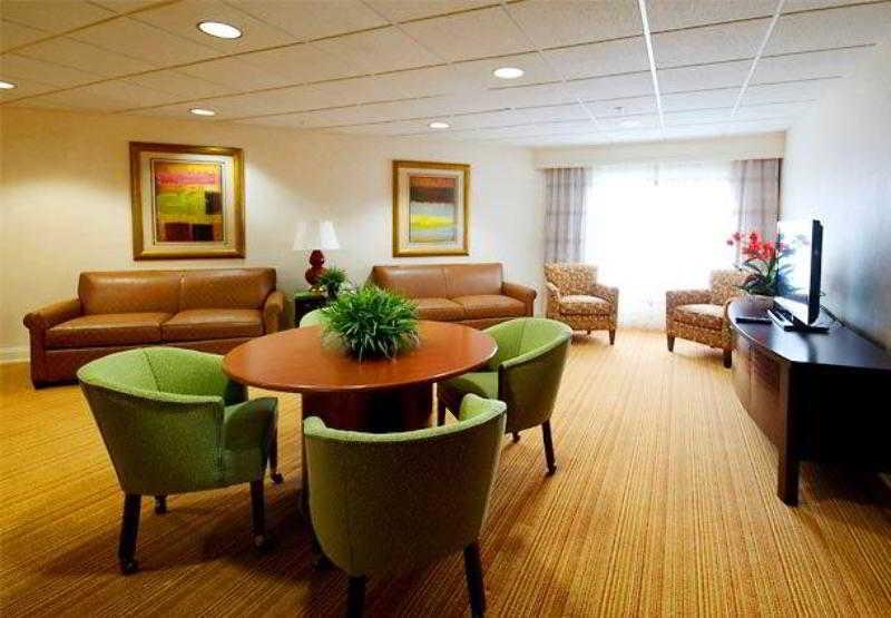 Courtyard By Marriott Hickory Hotel Exterior foto