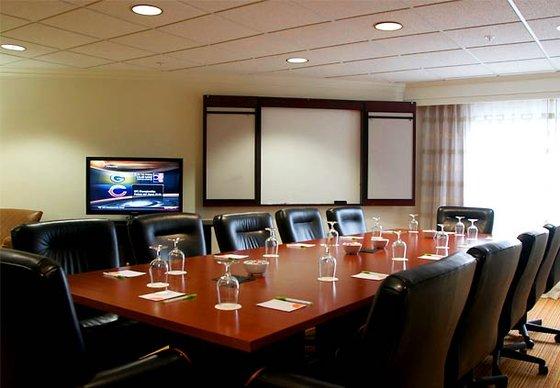 Courtyard By Marriott Hickory Hotel Exterior foto