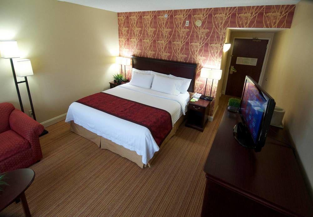 Courtyard By Marriott Hickory Hotel Exterior foto