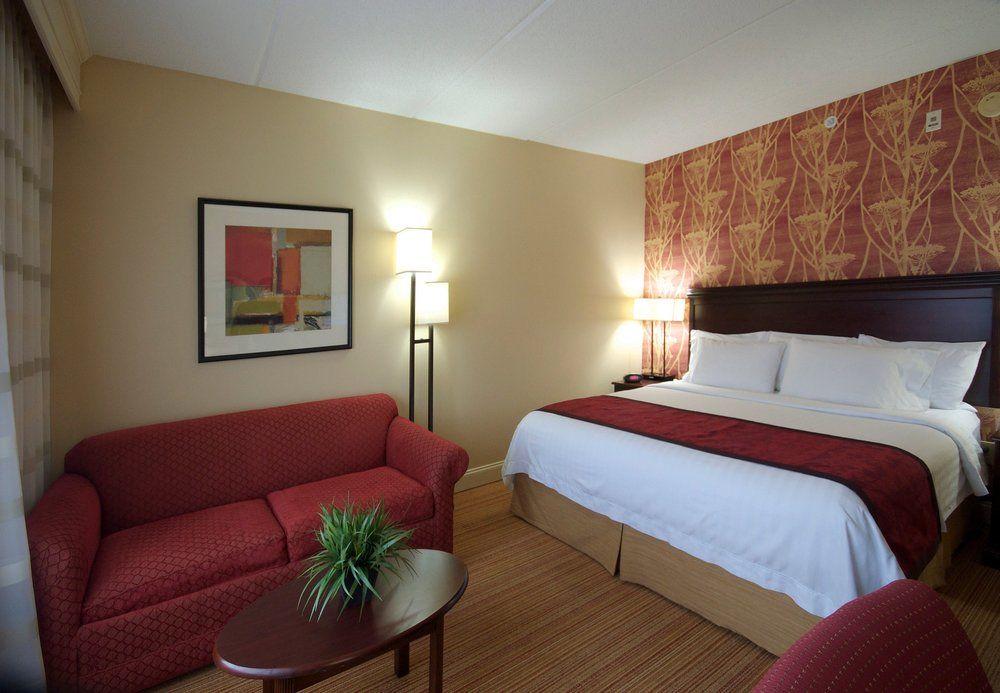 Courtyard By Marriott Hickory Hotel Exterior foto