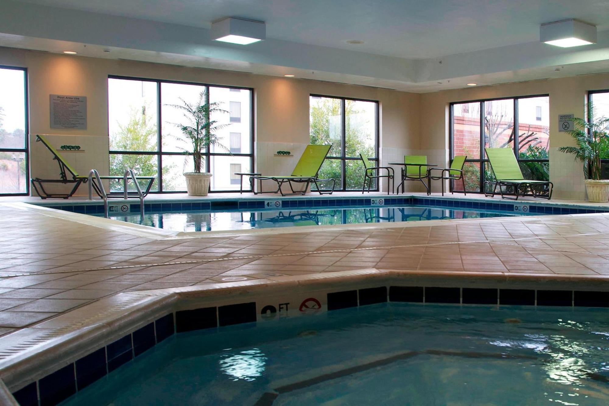 Courtyard By Marriott Hickory Hotel Exterior foto