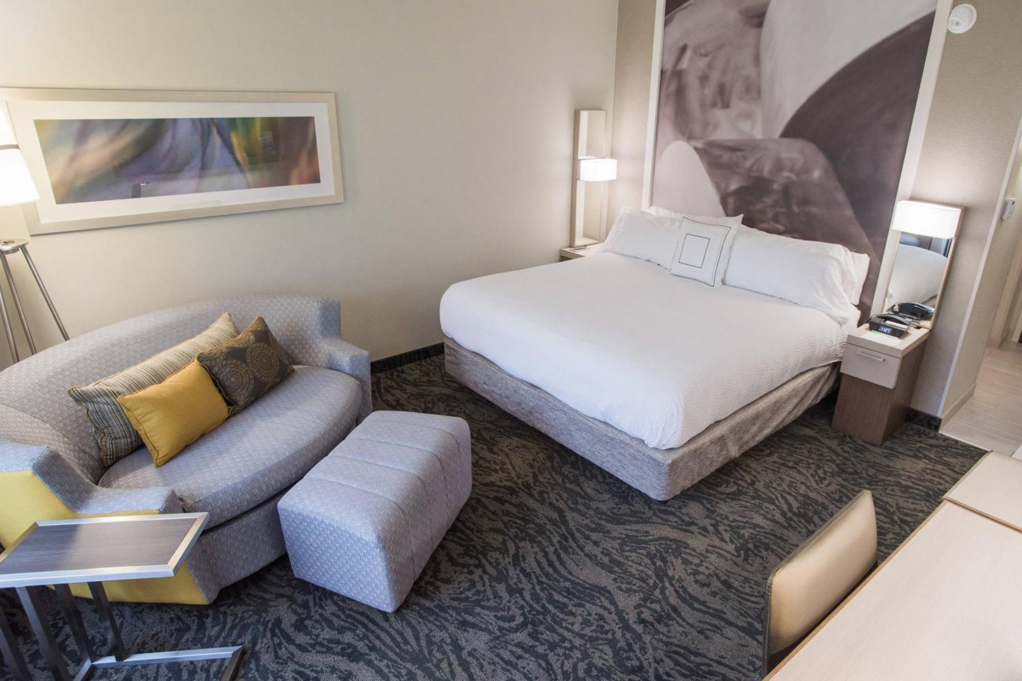 Courtyard By Marriott Hickory Hotel Exterior foto