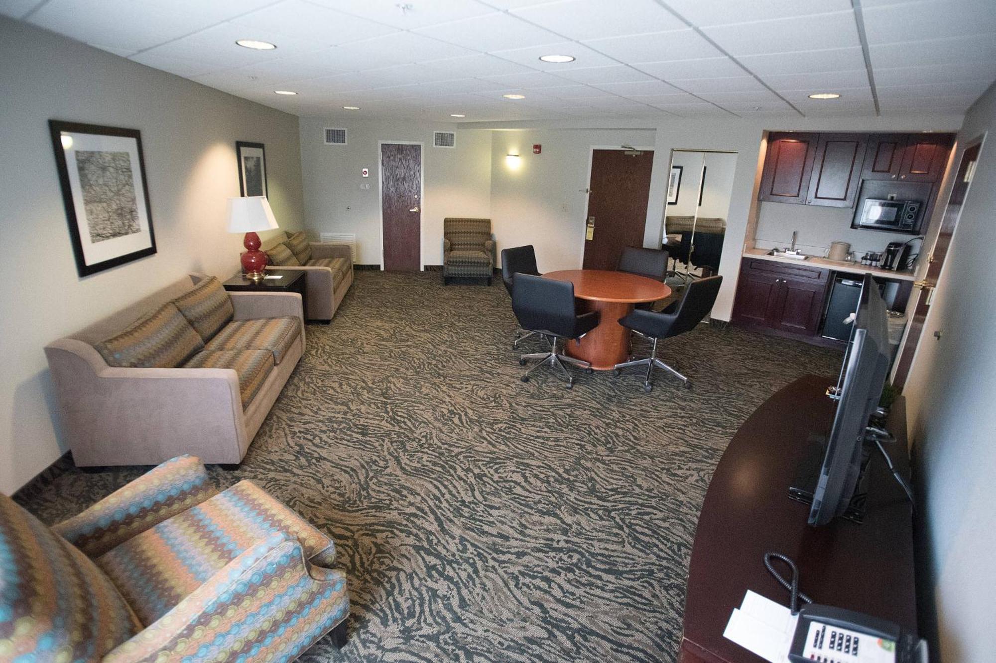 Courtyard By Marriott Hickory Hotel Exterior foto