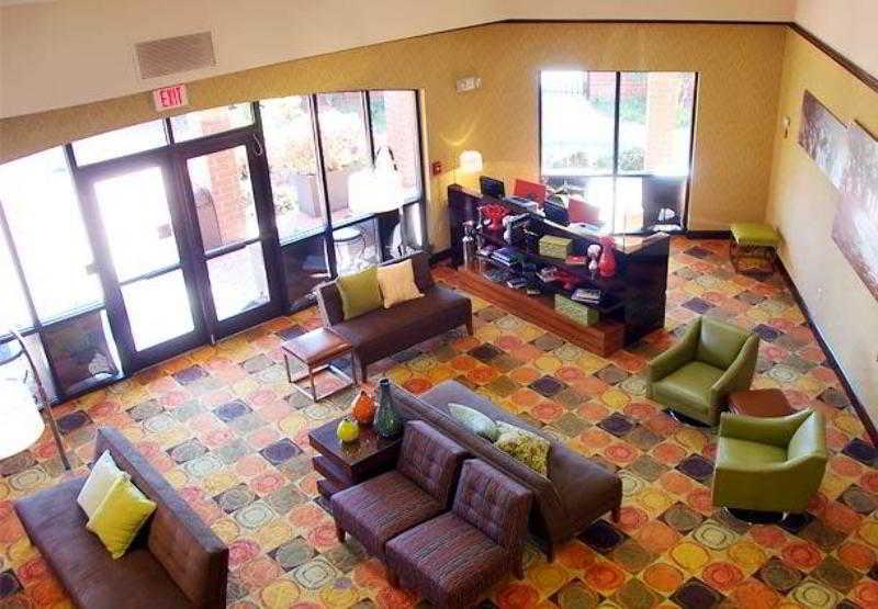 Courtyard By Marriott Hickory Hotel Exterior foto